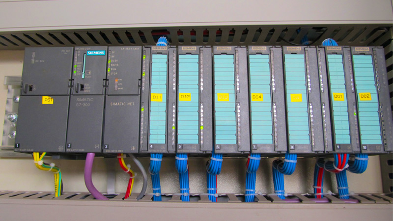 PLC电气控制柜作为污水处理自动化控制的核心设备，它的优缺点是什么？