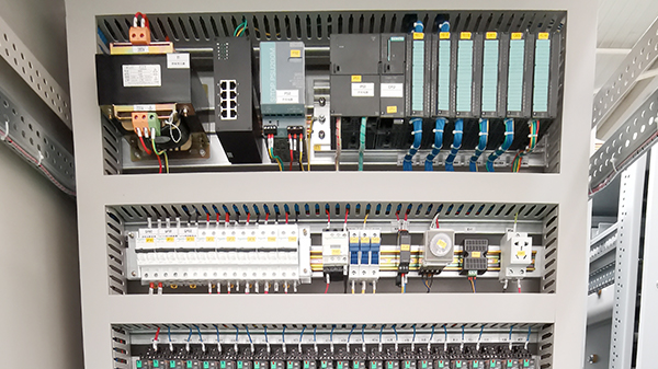 六恒系统厂家 1bb225edfc63408cba39567b5db513ba_60.jpg